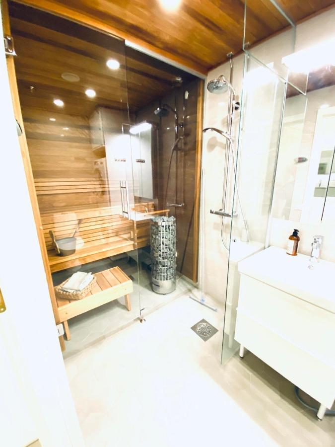 Апартаменты Ihana Asunto - The Nest With Sauna In Вааса Экстерьер фото